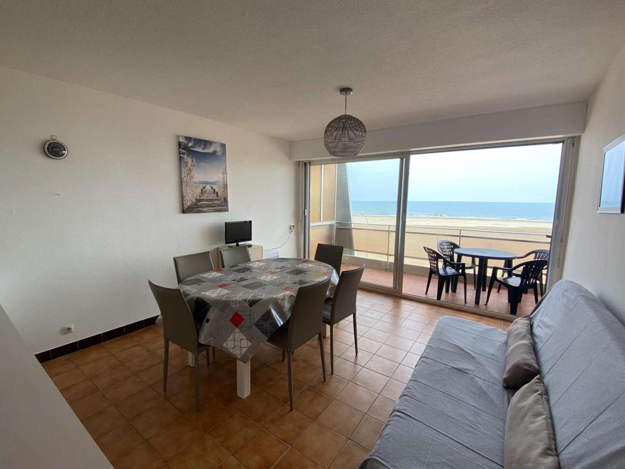Appartement 3 Pieces Avec Parking, A 10M De La Plage - 6 Couchages - Fr-1-229C-171 Port-la-Nouvelle Exterior photo